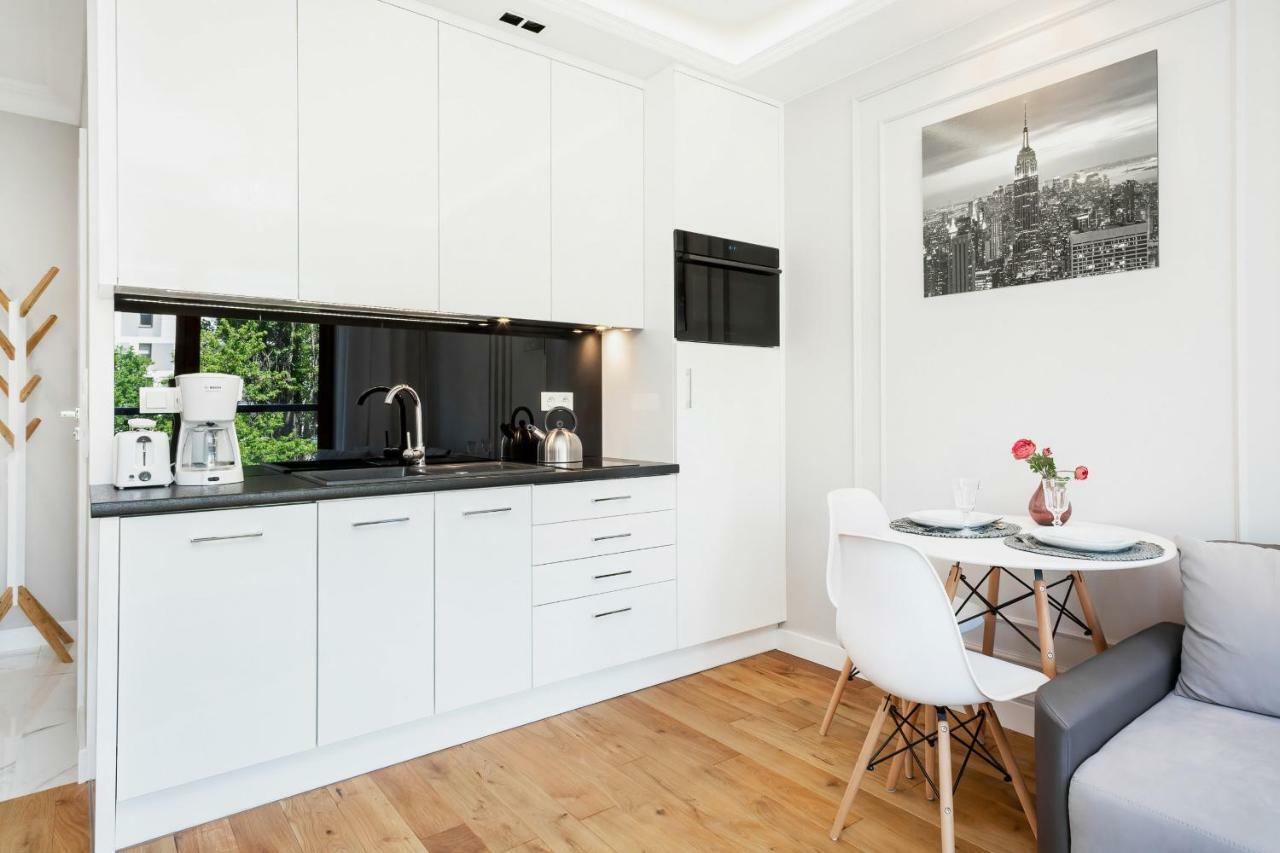 Apartments Warsaw Grzybowska By Renters Экстерьер фото