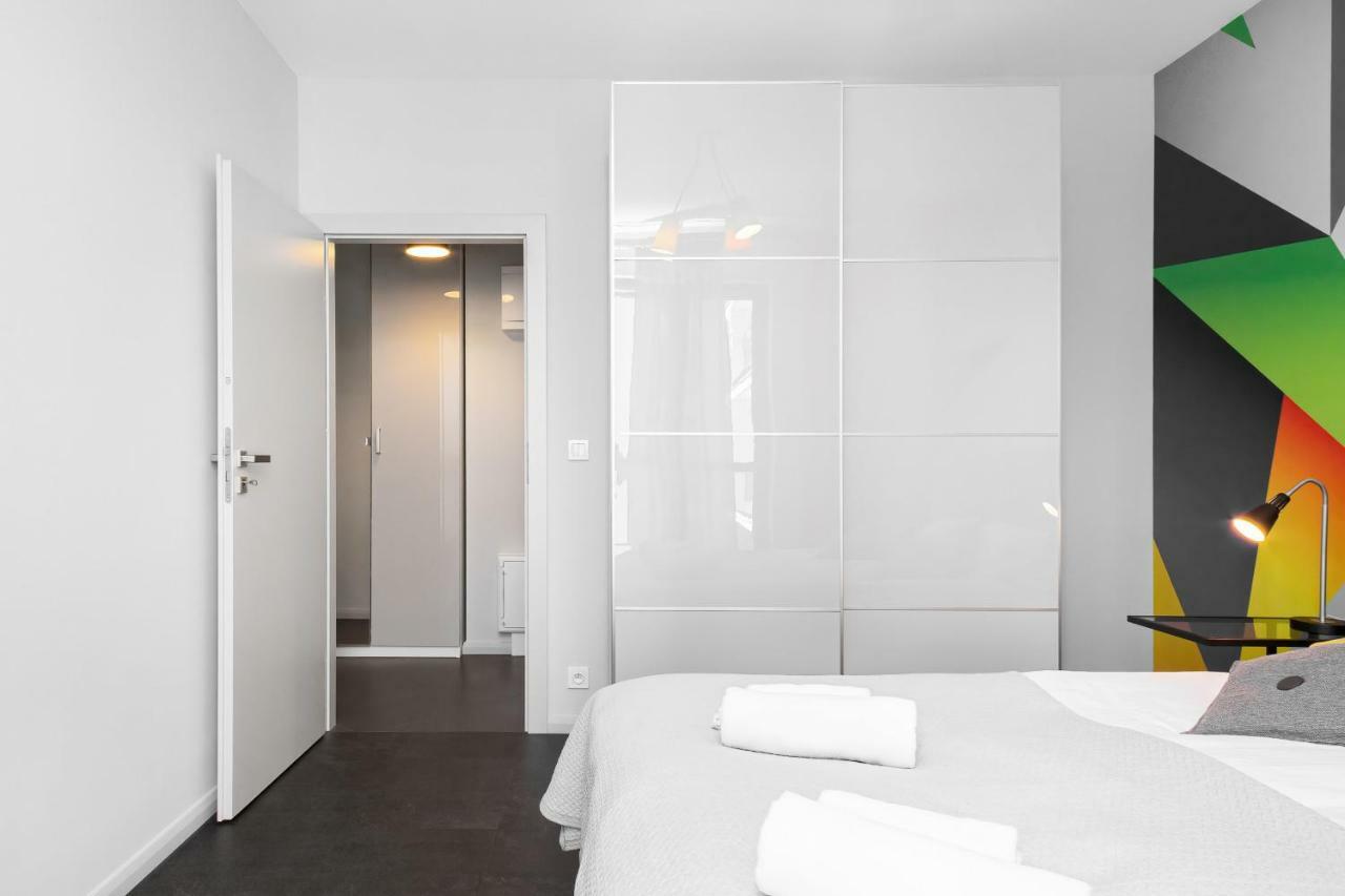 Apartments Warsaw Grzybowska By Renters Экстерьер фото